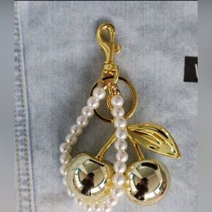 ✨NEW Gold Cherry Pearl Keychain